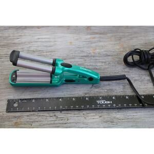 ConAir Small Travel Crimper In Aquamarine. Tested/Works. ￼